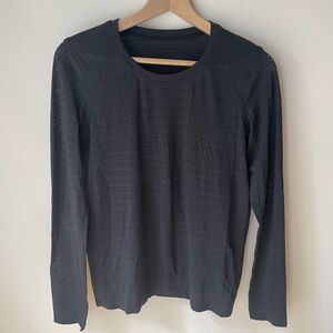 Lululemon Breeze by Long sleeve shirt